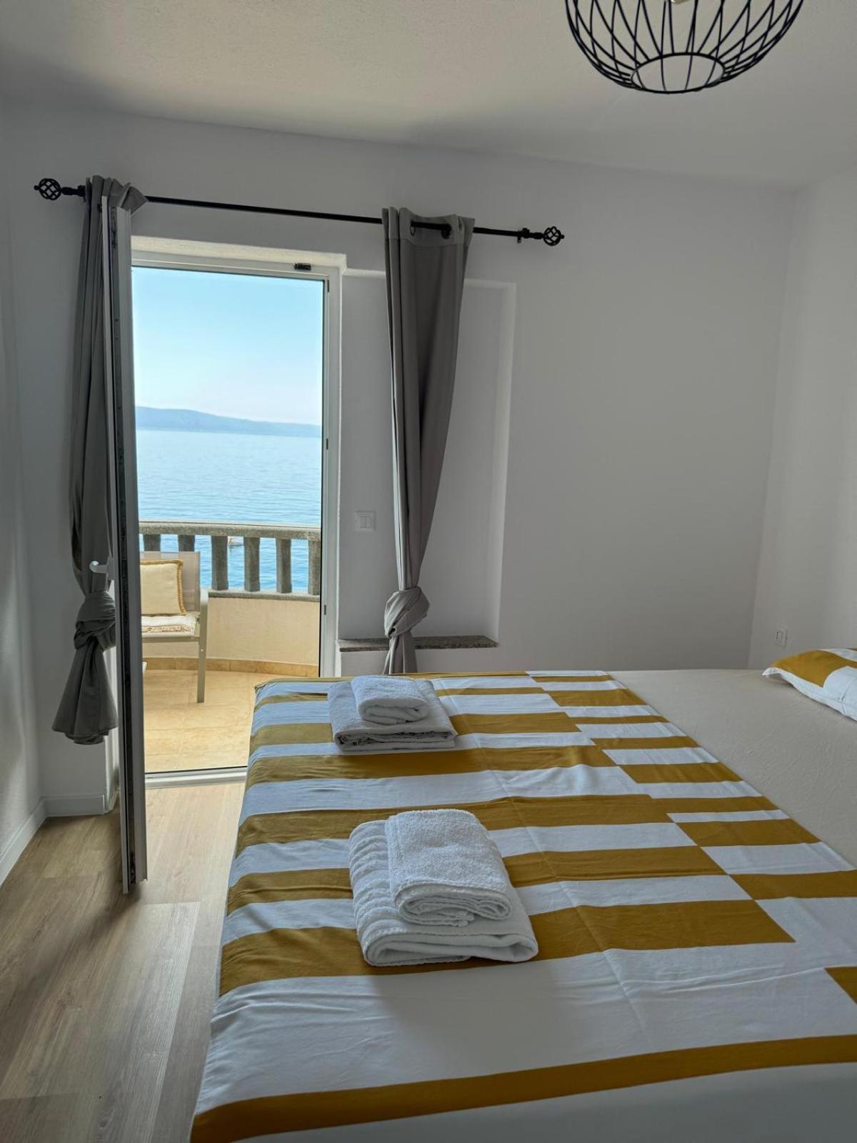 Villa Nevia 1 Drasnice Exterior photo