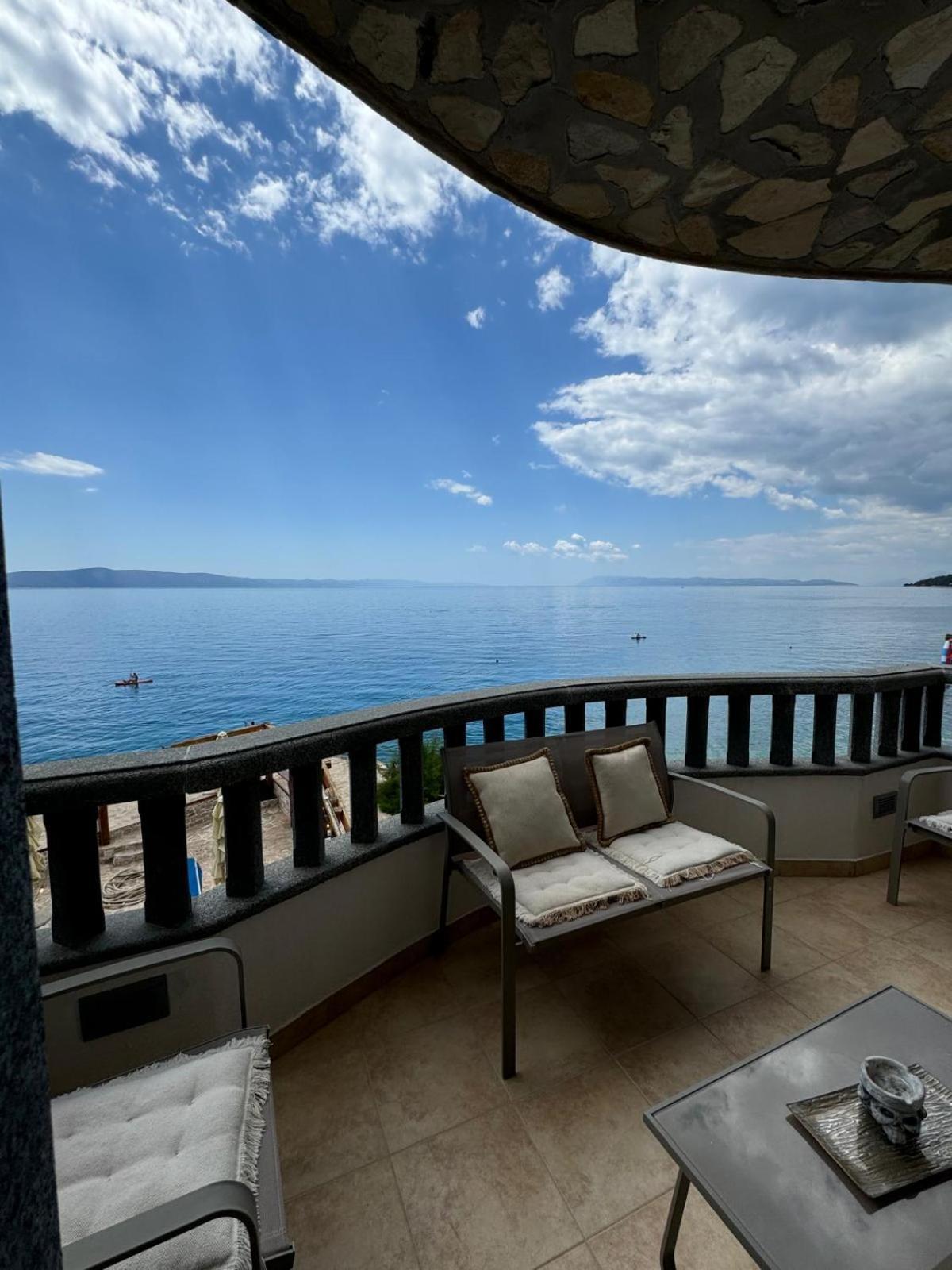 Villa Nevia 1 Drasnice Exterior photo